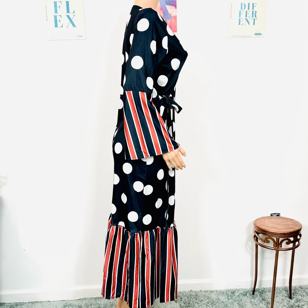 Elegant Duster / Wrap Dress: 2X - Picture 9 of 14